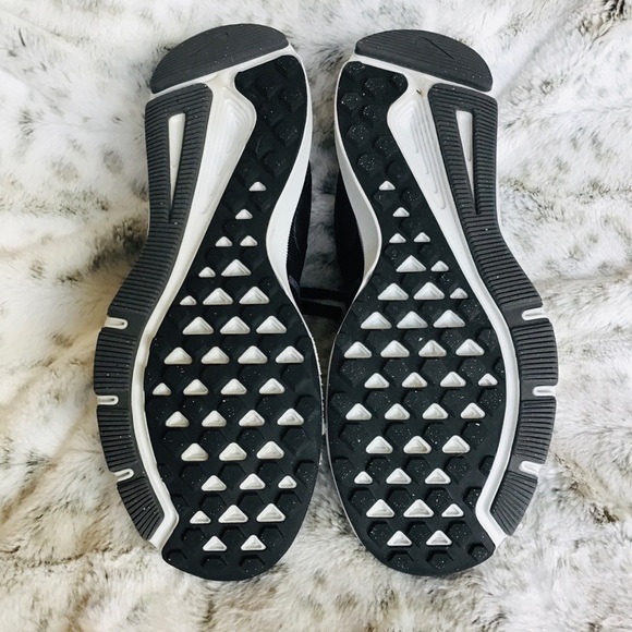 NIKE RunSwift Athletic Shoes - Picture 4 of 6
